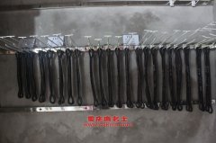 運(yùn)力LG5241CSC倉柵式運(yùn)輸車用的康明斯ISDe285 30發(fā)動(dòng)機(jī)的修理及配件