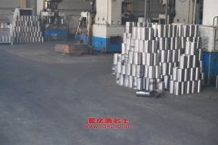福田BJ6486B1DBA-2輕客車(chē)用的福田BJ483ZQB發(fā)動(dòng)機(jī)的配件及修理