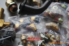 海鵬JHP5310GFL粉粒物料運輸車用的濰柴WD615.56發(fā)動機的配件及維修
