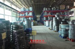 金杯SY1023KC45多用途貨車用的四達(dá)4D25U發(fā)動(dòng)機(jī)的大修及配件