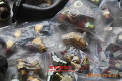 春威HQ6840A客車(chē)用的康明斯EQB210-20發(fā)動(dòng)機(jī)的保養(yǎng)及配件