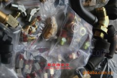 通華THT3310SX01自卸汽車用的濰柴WD615.50發(fā)動機(jī)的配件及大修