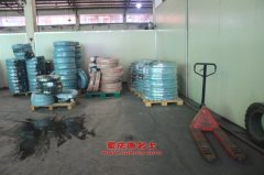 海鷗SLX5040XLJ旅居車(chē)用的江鈴DURATORQ4D244L發(fā)動(dòng)機(jī)的修理及配件