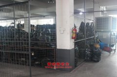 琴臺(tái)QT5120ZLJ自卸式垃圾車用的康明斯ISDe160 40發(fā)動(dòng)機(jī)的配件及保養(yǎng)